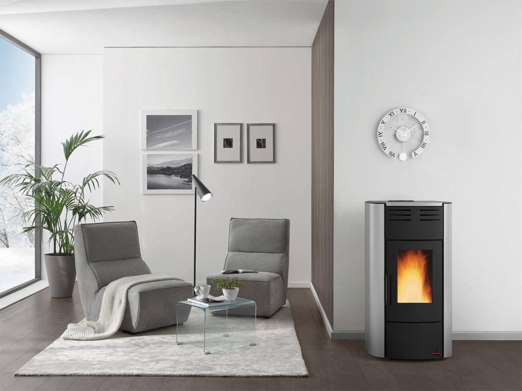 Pelletofen mit abkoppelbarer Zentralheizung - EXTRAFLAME Raffaella Idro H15 5.0.16 19 kW