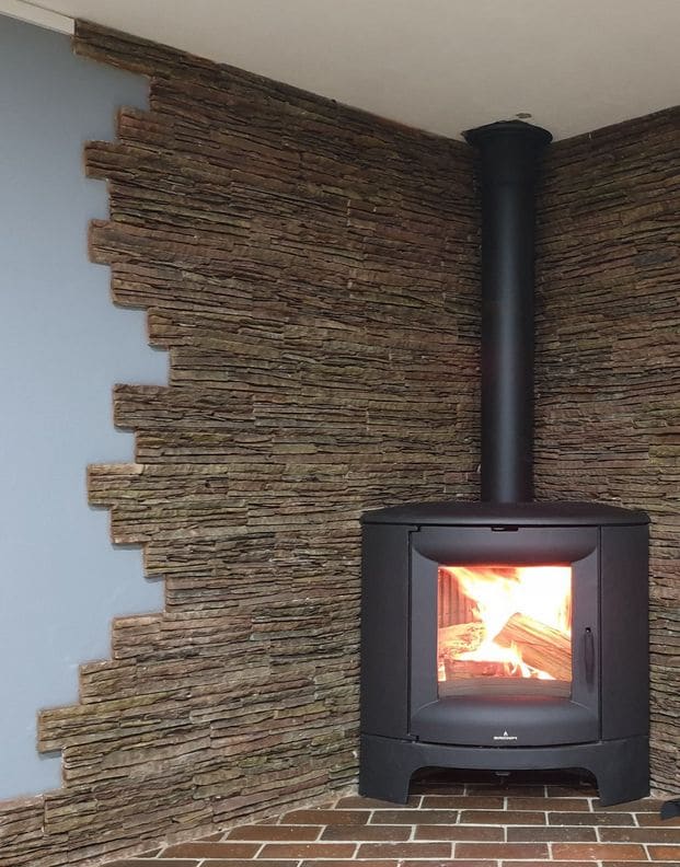 Eck-Holzofen aus Gusseisen - BRONPI Bremen 12 kW
