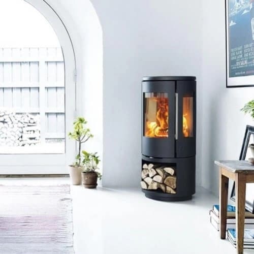 Holzofen Morsoe 7443 | 4,3 kW mit einem Fach zum Holzstapeln