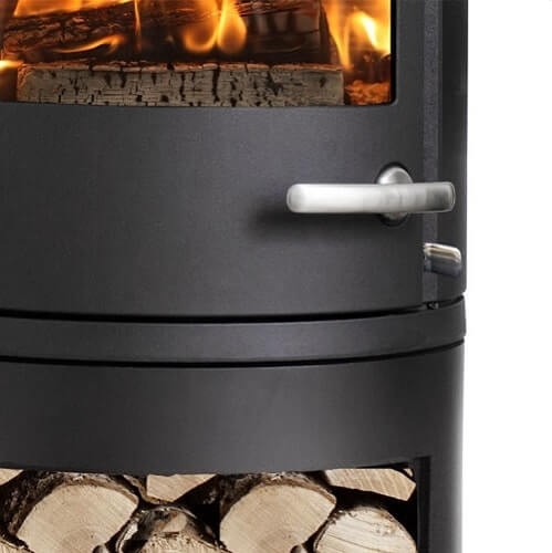 Holzofen Morsoe 7893 | 7,3 kW mit einem Fach zum Holzstapeln