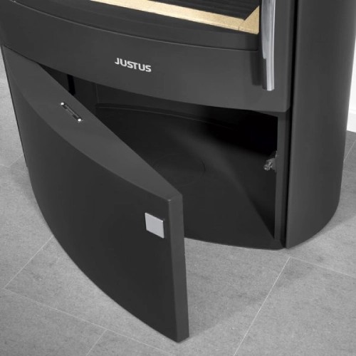 Holzofen JUSTUS AGERO W+ mit bloc Wärmespeicher – 7 kW